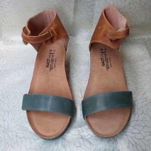 Naot prophecy sandals